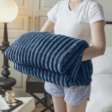 Super Soft Throw Blanket Pink Premium Silky Flannel Fleece 3D Ribbed Jacquard Lightweight Bed Blanket All Season Use,39x59