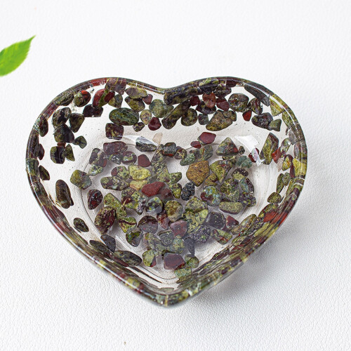 Heart-Shaped Resin Bowl – Transparent with Decorative