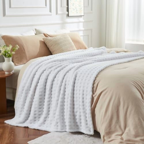 Flannel Fleece Throw Blanket Queen Size White