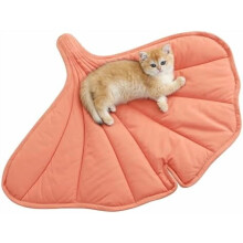 Leaf-Shaped Cotton Pet Bed Mat 76 x 64 cm