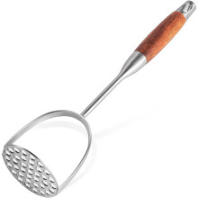 Potato Masher Stainless Steel, Manual Mashed Potato Masher,Wooden Handle Potatoes Smasher Kitchen Tool for Potatoes