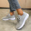Leichte Damen-Sneaker aus Flyweave-Mesh, Grau, Größe 6 6
