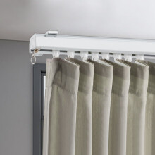 Système de tringle à rideaux DENEST 12-18 pi avec crochets et fixation murale NEUF