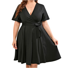 Robe bohème grande taille pour femme, coupe décontractée, col V, manches courtes, robe midi unie, ceinture, noire XXL