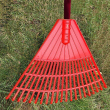 FRCOLOR Heavy Duty PP Material Leaf Rake for Garden with Fine Tooth Spacing to Efficiently Remove Leaves and Debris 2pcs