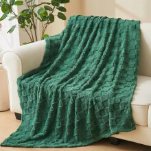Super Soft Twin Blanket, Dark Green 3D Checkered Flannel Fleece – Lightweight, All-Season Use (60"x80")