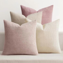 Valentijnskussenhoezen in neutrale roze chenille