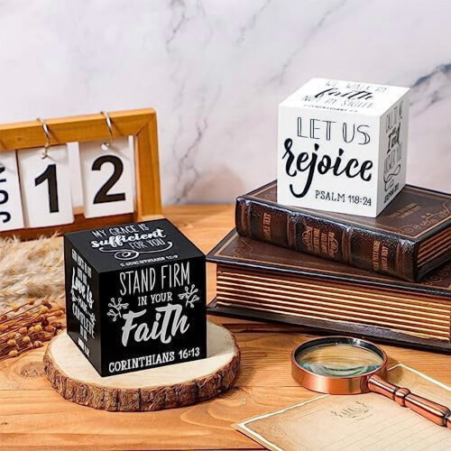 2 Placas de Mesa de Madeira com Versículos Bíblicos, 8,5 cm 1