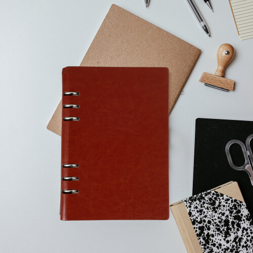 Guangmc A5 refillable spiral notebook for writing 1