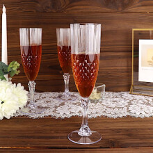 6 Fliúit Champagne Plaisteacha Glan 8oz