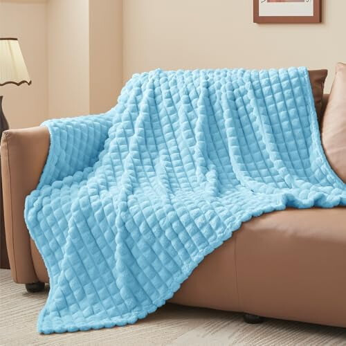 Light Blue Twin Throw Blanket 60x80 in – 3D Checkered 1