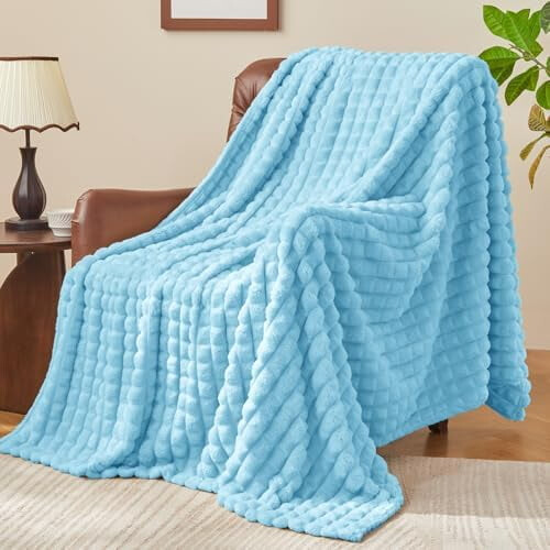 Light Blue Twin Throw Blanket 60x80 in – 3D Checkered 2