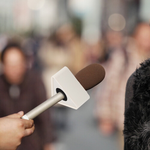 1 Set Microphone Logo Cube White Sponge Portable Square Cube Professional Interviews 2
