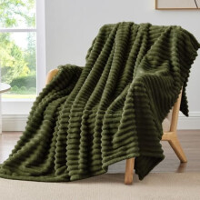 Twin Blanket for Couch & Bed, 300GSM Soft & Warm Fleece Blanket, Decorative and Giftable Striped Olive Green Blankets for Women, Men, 60"x80"