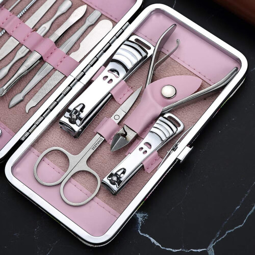 Conjunto de manicure e pedicure de 12 peças com estojo de couro 1