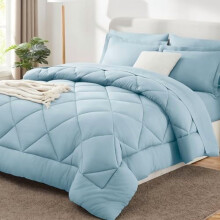 Queensize dekbedset lichtblauw, 7-delige beddenset in een tas – Zachte, luxe set voor alle seizoenen met dekbed (synthetisch dons), lakens,