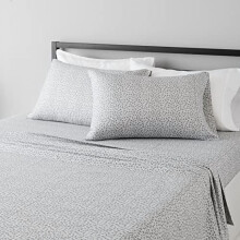 Basics Leichtes, superweiches und pflegeleichtes Mikrofaser-Bettwäscheset, 4-teilig, mit 35,5 cm tiefen Taschen – Kingsize, Grau-Gepardenmuster