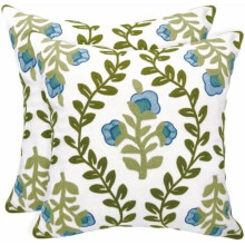 2er-Set Kissenbezüge mit Blumenstickerei (50 x 50 cm), Landhausstil, blaue Blumen und grüne Blätter, Baumwoll-Canvas, für Sofa/Bett/Wohnzimmer