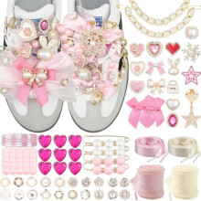 Set van 95 roze schoenbedeltjes met 4 schoenveters