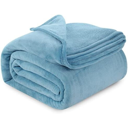 Blue Fleece Blanket Queen Size Lightweight Microfibre