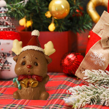 Resin Christmas Figurine Set – Santa, Snowman, Tree, Bear