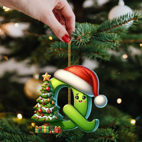 Grön julgransprydnad AZ initial Q 2