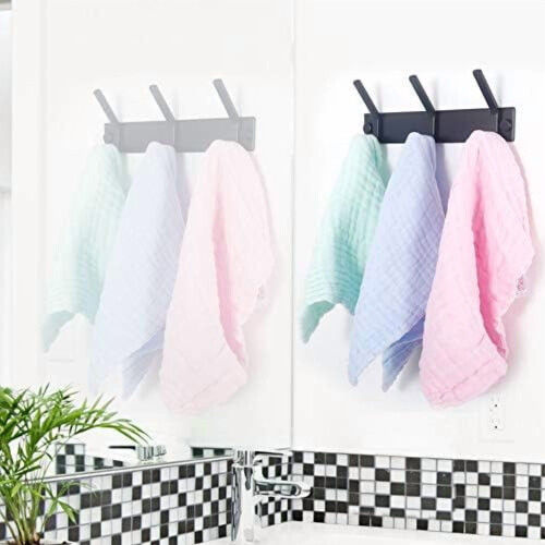 6-Hook Wall-Mounted Coat Rack in Black Metal 1