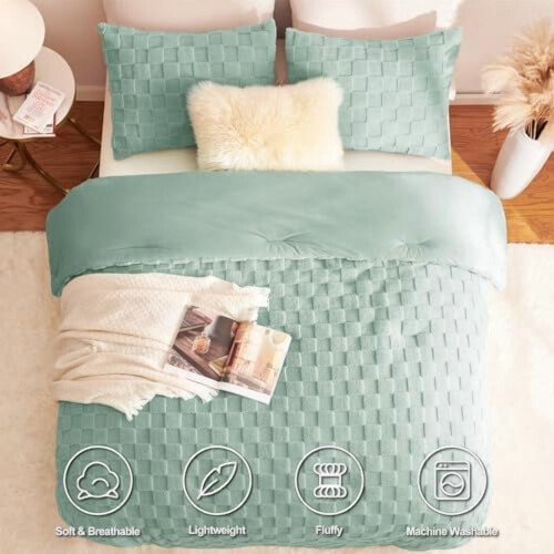 Sage Green Fleece King Comforter Set 3-Piece 1