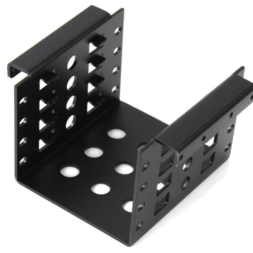 4-bays 2,5" til 3,5" harddiskbeslag, sort beslag 1