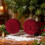 Ensemble de 2 boules de Noël floquées bordeaux de 10 cm 4