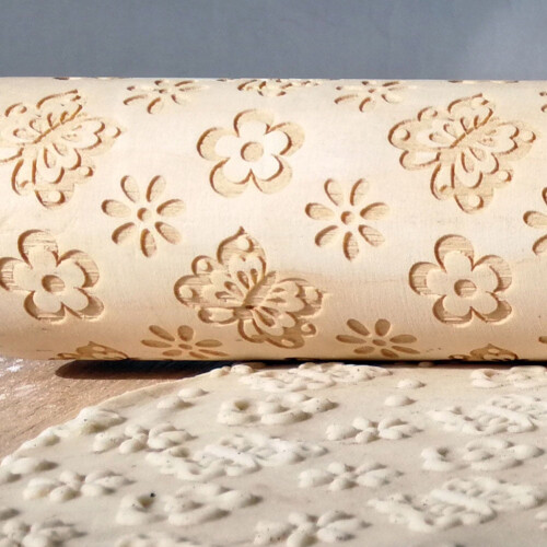Kitchen Rolling Pin Bread Cookie Dough Roller with Butterflies&Flowers Carving 2