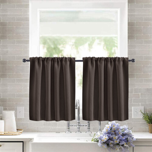 Cortinas curtas marrons com isolamento térmico e bloqueio de luz (2 painéis). 1