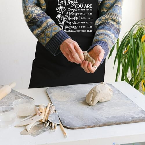 Waterdrop Apron for Women with Pockets Adjustable Bib 1