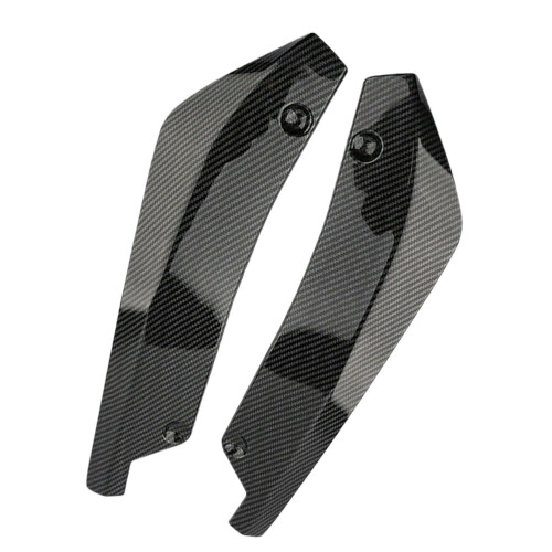 Accessorio per il restyling dell'angolo del diffusore posteriore dell'auto 2