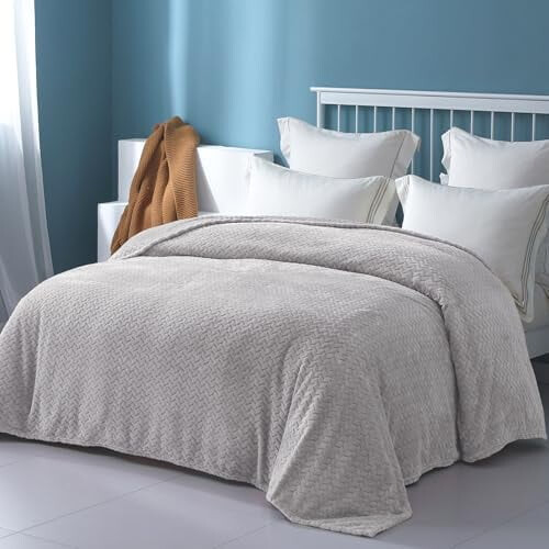 Light Grey Queen Jacquard Flannel Blanket 230x230cm 2