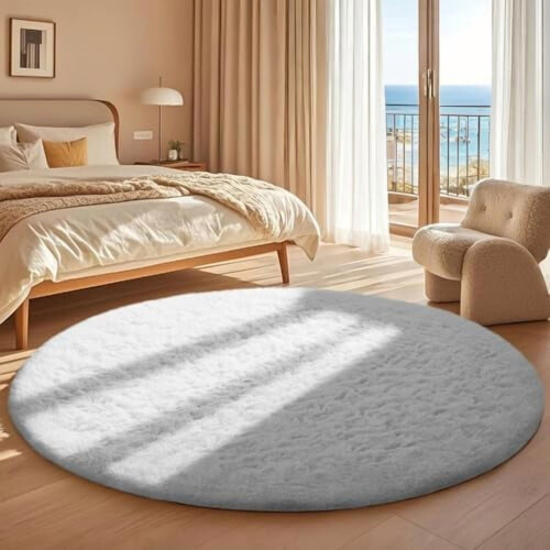 5ft Round White Shaggy Area Rug 2