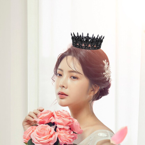 Baroque Round Crown Hair Accessory in Black 1
