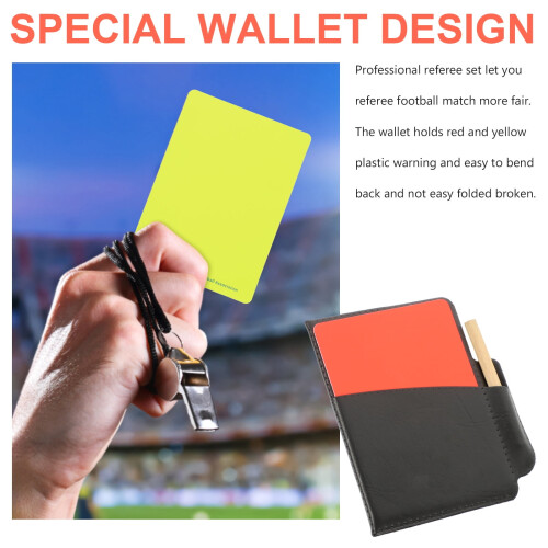 Set da arbitro nero con cartellini gialli e rossi e fischietto1Set 2