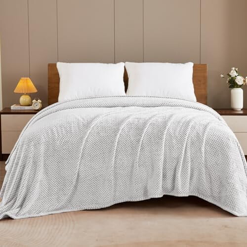 Waffle Jacquard Throw Blanket Light Grey 90 x 104 in 1