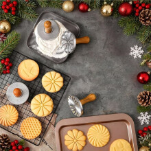 Conjunto de 3 Carimbos para Biscoitos, Cortador de Biscoitos de Natal em Metal com Cabo de Madeira, Suprimentos para Decoração de Biscoitos