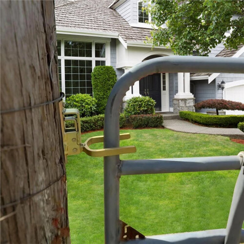 2pcs Heavy-Duty One-Hand Gate  for Farm, Ranch & Backyard Auto-Lock, Rust-Resistant Steel, Easy Install 2