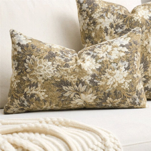 Neutral Floral Pillowcases, Plush Rectangular Cushion Covers, Decorative Farmhouse-Style Sofa Cushion Covers Brown 1