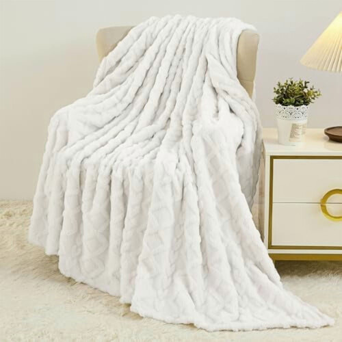 King Size Faux Diamond Throw Blanket, White 2