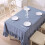 Toalha de mesa retangular xadrez azul-marinho e branca com babados, 100% algodão, estilo casa de campo vintage, 178 x 132 cm (70 x 52 polegadas). 3
