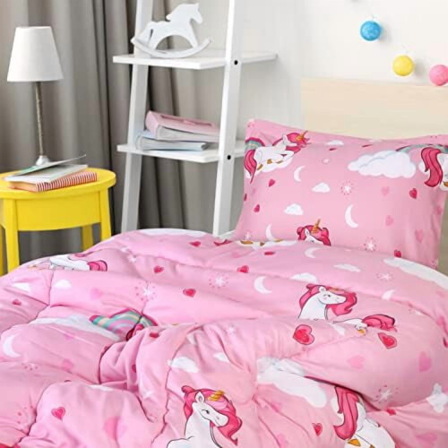 Sada přikrývek Unicorn pro dva s 2 polštáři 2