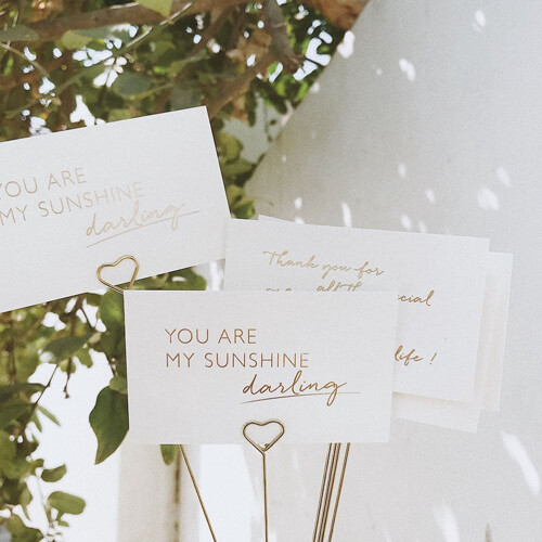 Goldene, eisenfarbene Kartenhalter-Clips mit Blumenmuster – 30 Stück 1