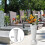 Vaso funerário com estaca e base para arranjos florais em lápides memoriais. 4