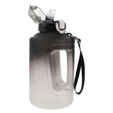 Große Trinkflasche mit Strohhalm für Fitness, Wandern und Outdoor-Aktivitäten