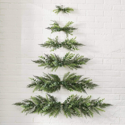 Wall-Mounted Mini Christmas Tree with Bells 1