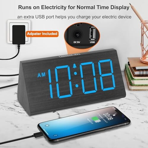 Despertador digital de madeira com visor grande e alimentação USB. 2